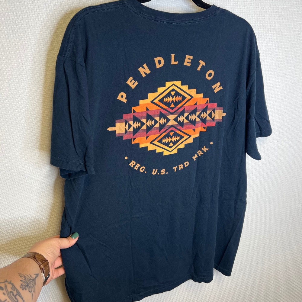 Pendleton Mens XL Navy Blue Cotton Graphic T-Shirt Southwestern Back Logo